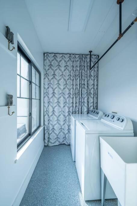 - 1 Bedroom North Salt Villa Bountiful